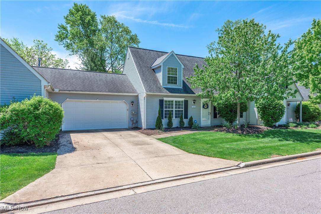 Strongsville, OH 44149,19329 Wheelers LN