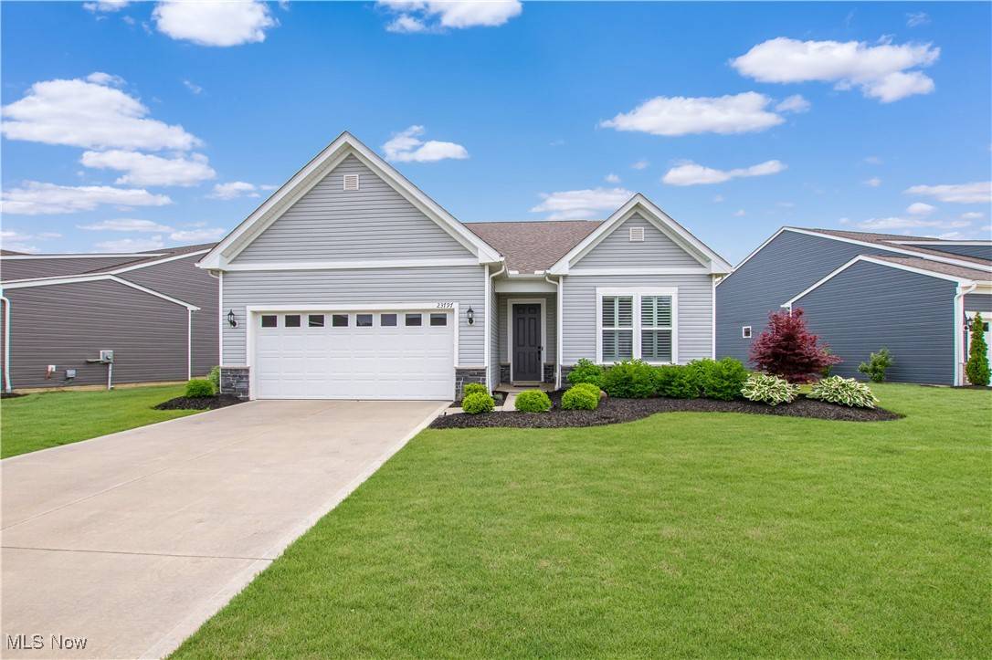 Columbia Station, OH 44028,23797 St Andrews DR