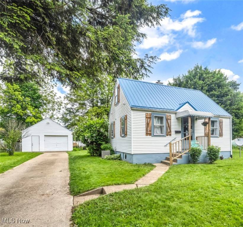 Canton, OH 44705,2219 20th ST NE
