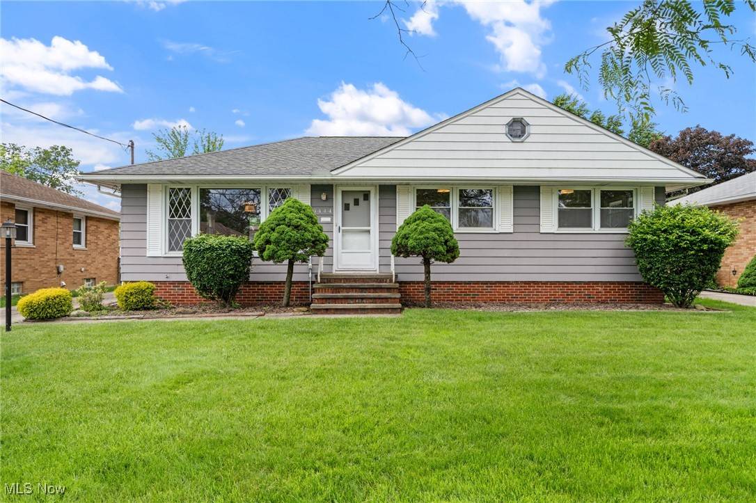 Parma Heights, OH 44130,6444 Alexandria DR