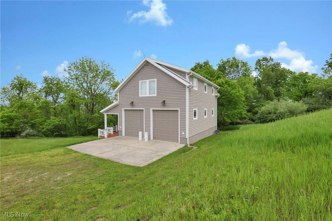 Athens, OH 45701,14300 Coolville Ridge RD