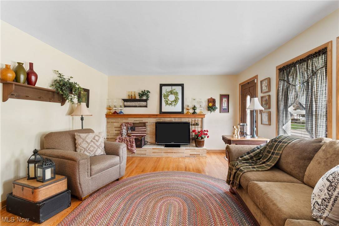 Akron, OH 44312,2184 Lynn DR