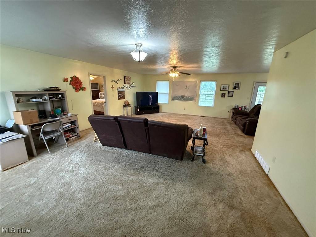 Gnadenhutten, OH 44629,6920 Riverside RD SE