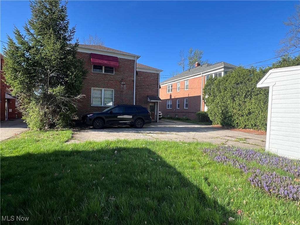 South Euclid, OH 44122,14547 Cedar RD