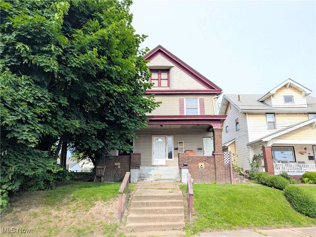 Canton, OH 44706,925 Camden AVE SW