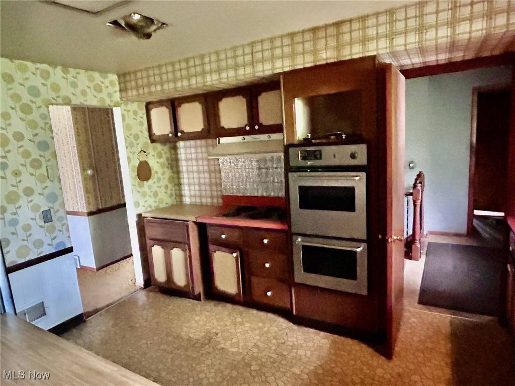 Bedford, OH 44146,706 Archer RD