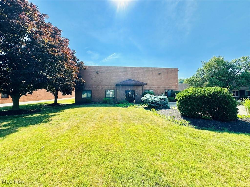 Oakwood Village, OH 44146,7809 First PL