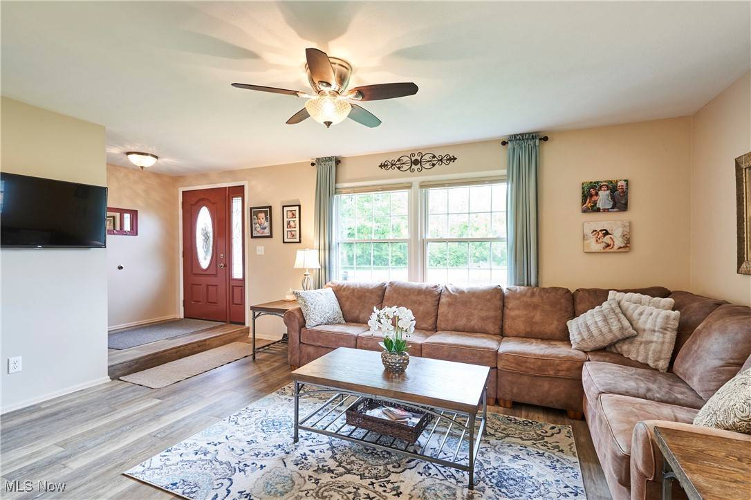 New Franklin, OH 44319,6214 Renninger RD