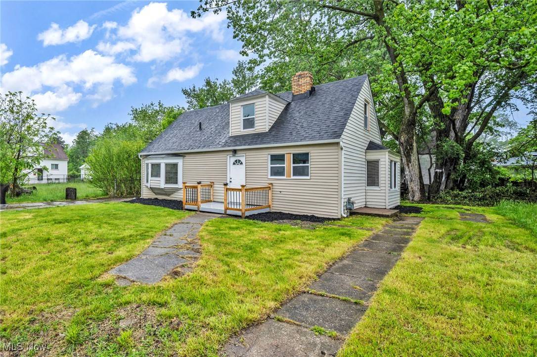 Cleveland, OH 44128,14817 Naples AVE