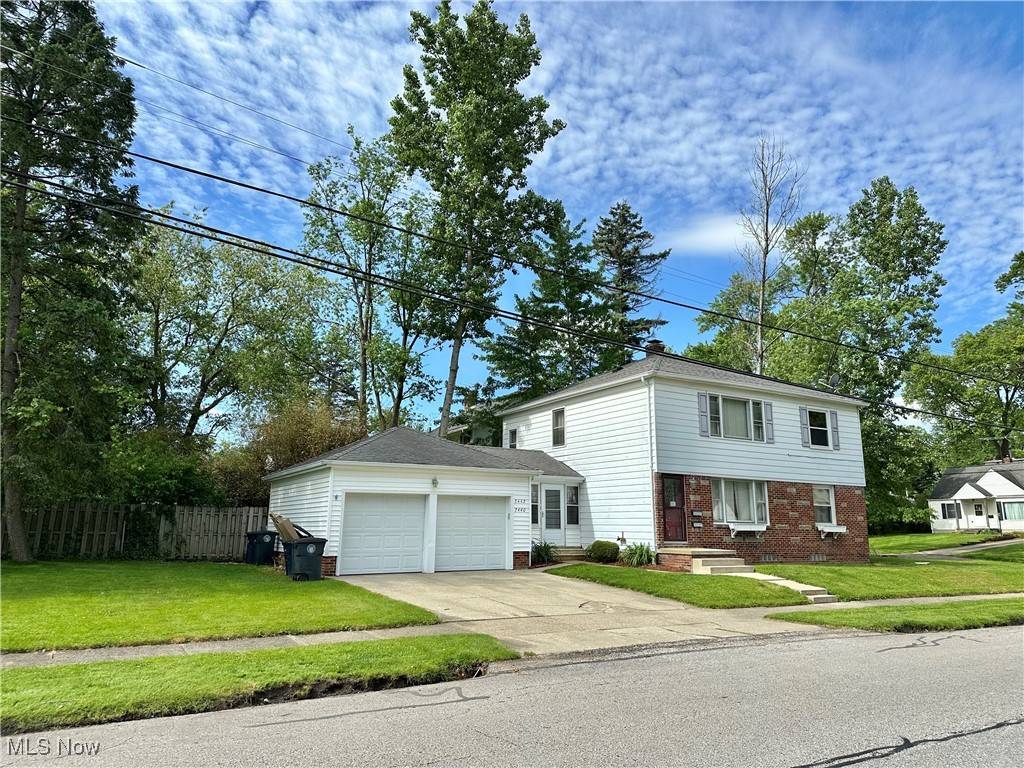 Akron, OH 44312,2440-2442 Eastgate AVE