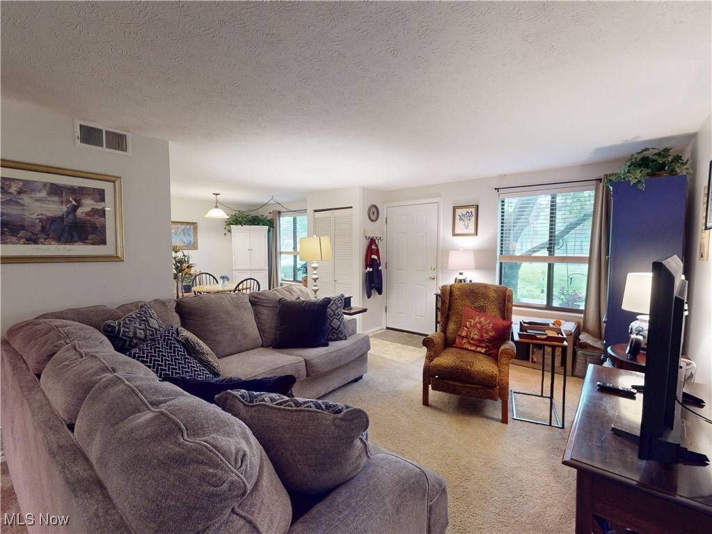 Painesville, OH 44077,1651 Mentor AVE #3002