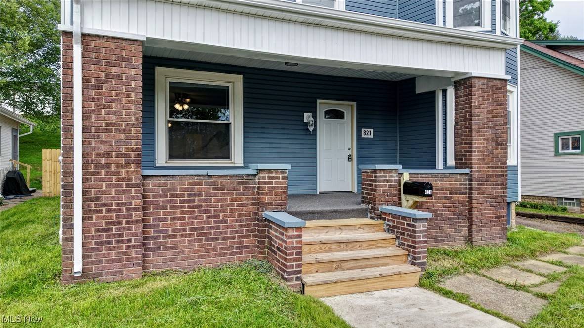 Massillon, OH 44647,821 9th ST SW