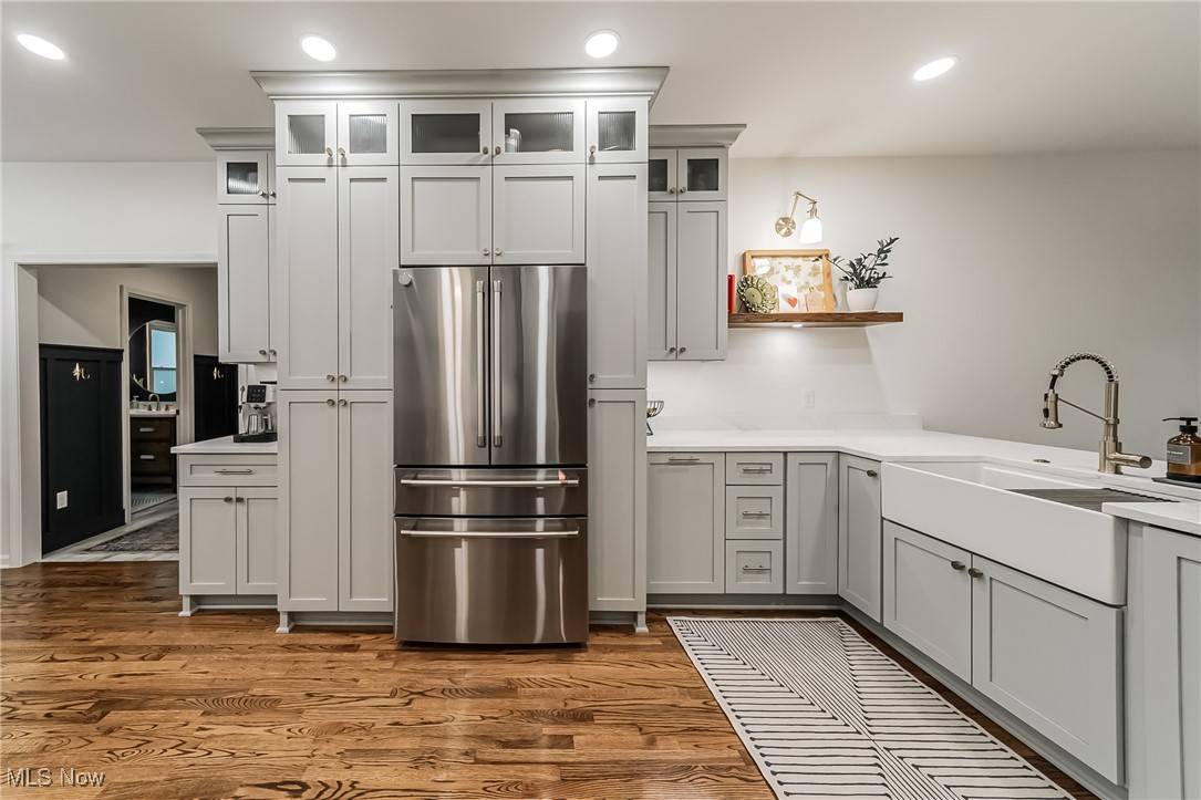 Chagrin Falls, OH 44023,8698 Chase DR