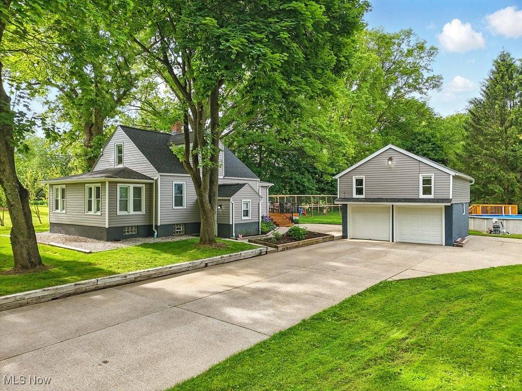 Akron, OH 44312,3136 Ellet AVE