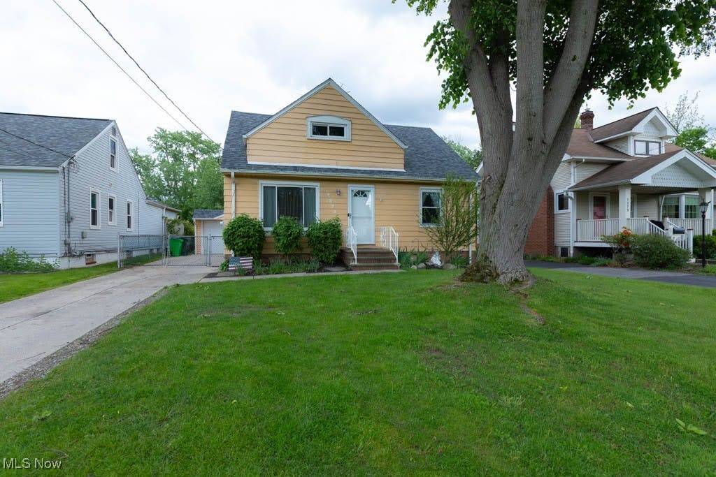 Mayfield Heights, OH 44124,1271 Lander RD