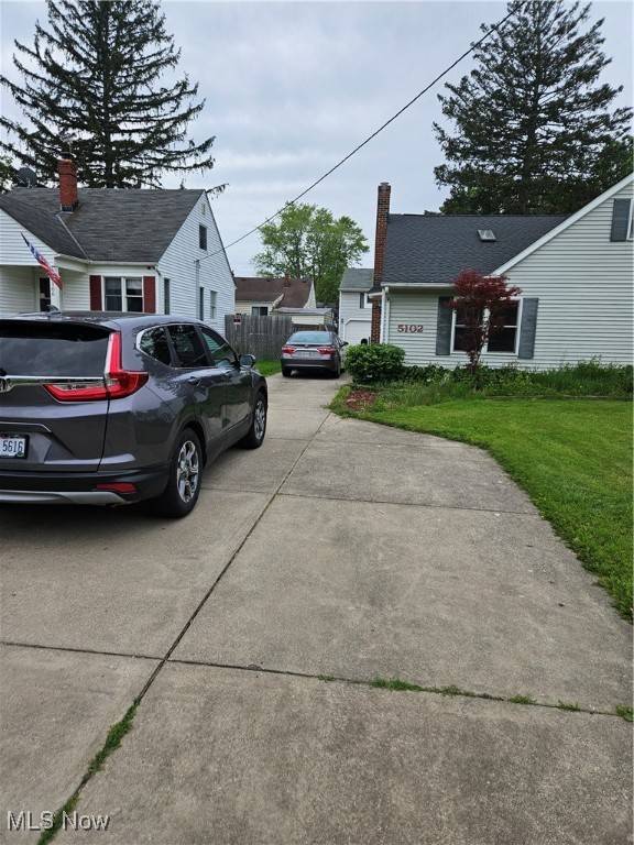 North Olmsted, OH 44070,5102 Andrus AVE