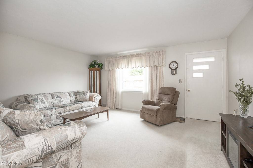 Willowick, OH 44095,30812 Ronald DR