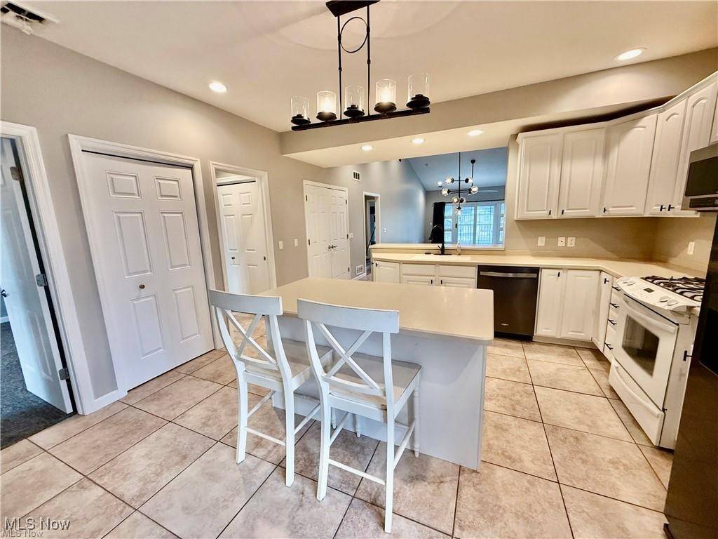 Lake Milton, OH 44429,578 Lakeview BLVD