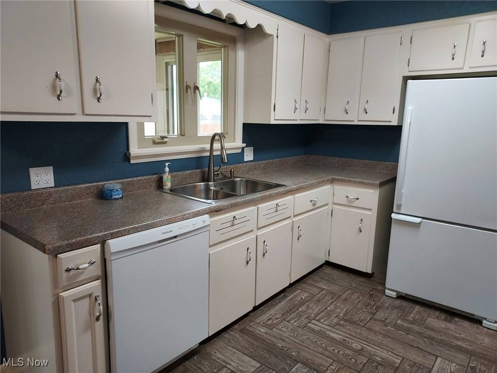 Youngstown, OH 44515,1045 Collins AVE