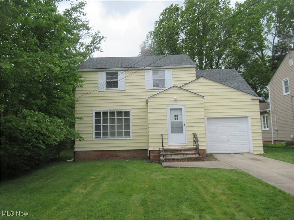 Lyndhurst, OH 44124,5095 Edenhurst RD