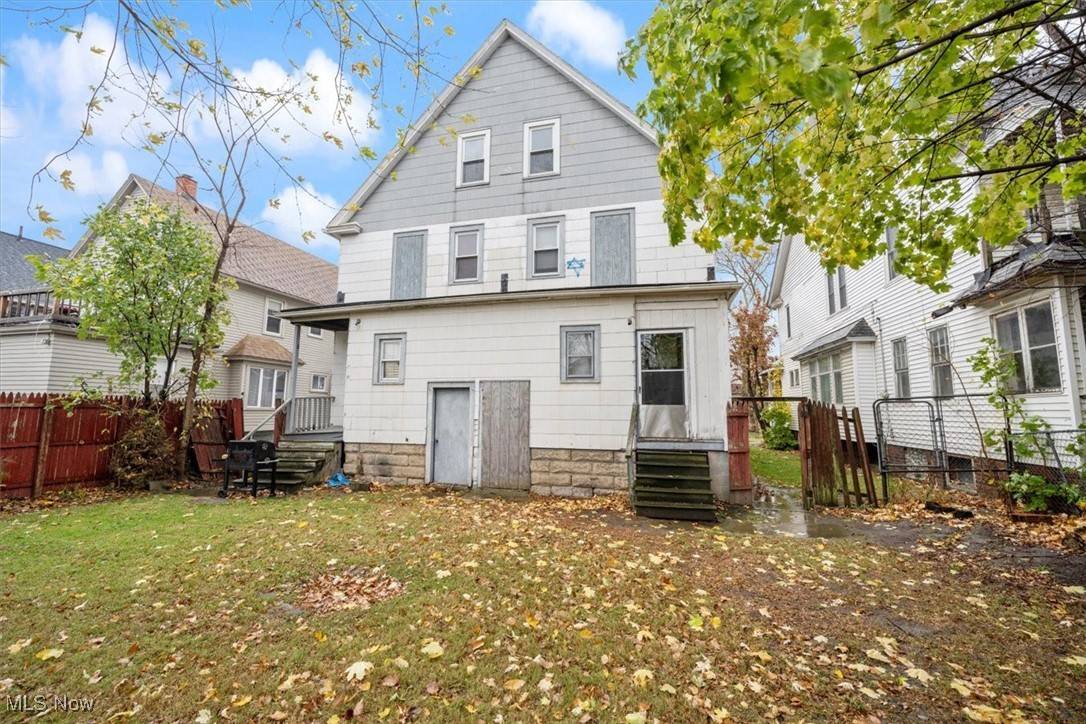 Cleveland, OH 44109,3422 Mapledale AVE