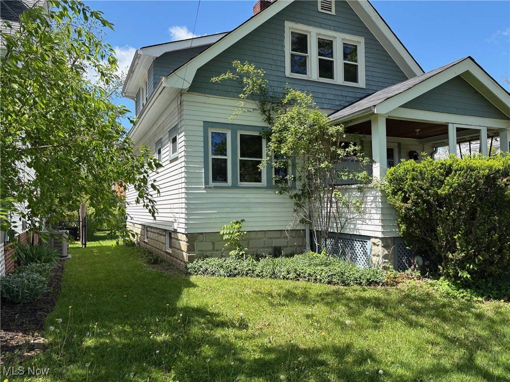 Wickliffe, OH 44092,1726 Lincoln RD