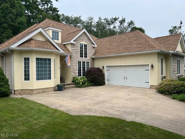 Akron, OH 44313,980 Nokomis DR