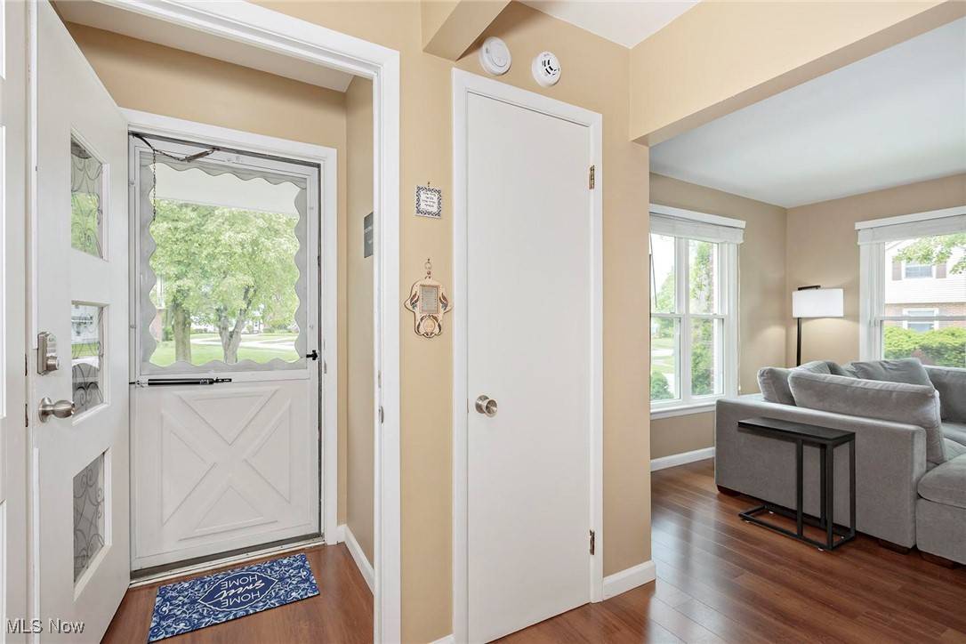 University Heights, OH 44118,2381 Charney RD