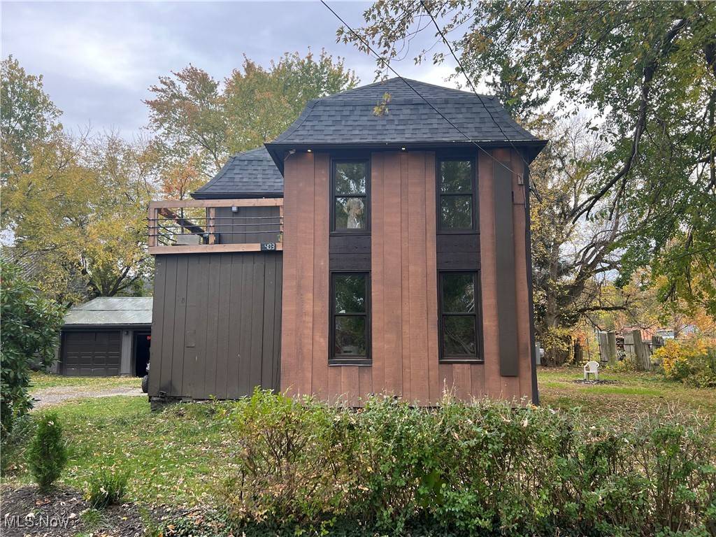 Conneaut, OH 44030,405 Bliss AVE
