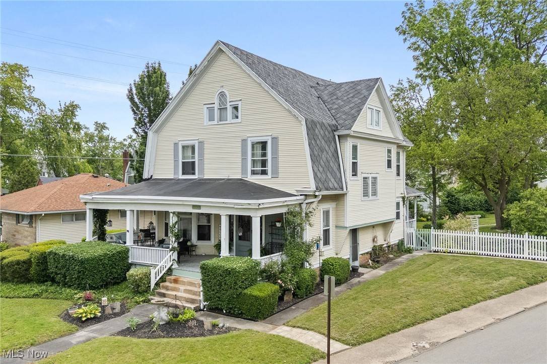 Ashland, OH 44805,819 Center ST