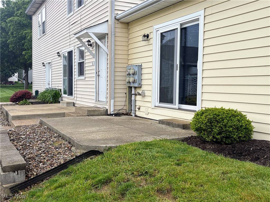 Uniontown, OH 44685,2531 Royal County Down #A