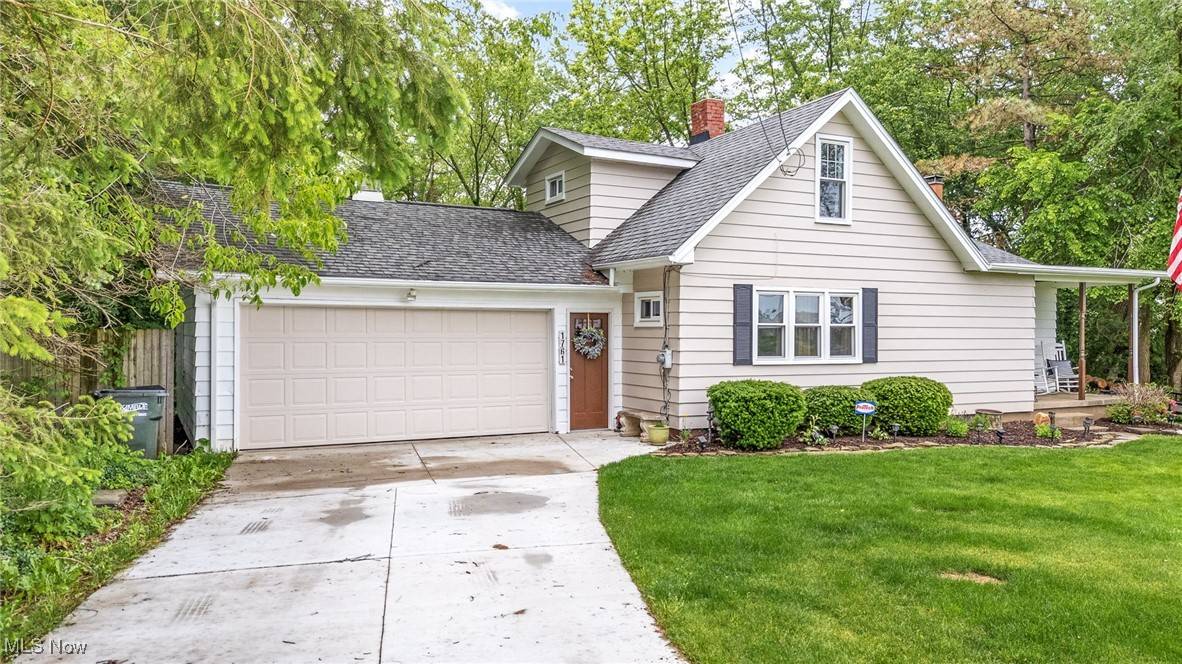 Hartville, OH 44632,1761 Smith Kramer ST NE