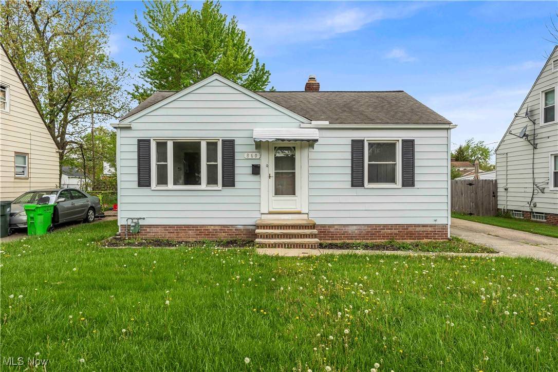 Euclid, OH 44132,860 E 260th ST