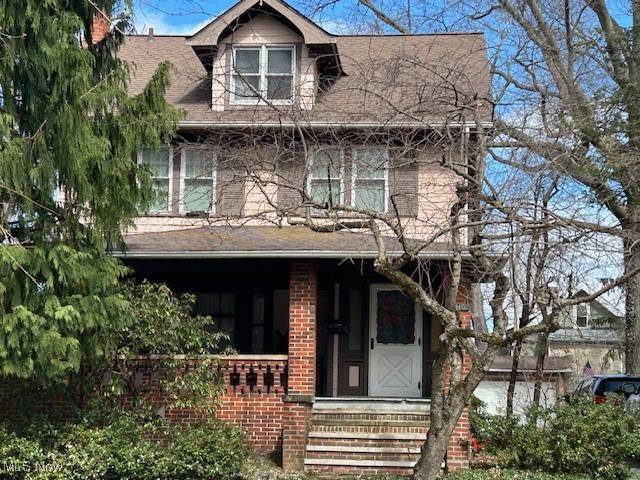 Cleveland Heights, OH 44118,3115 Essex RD