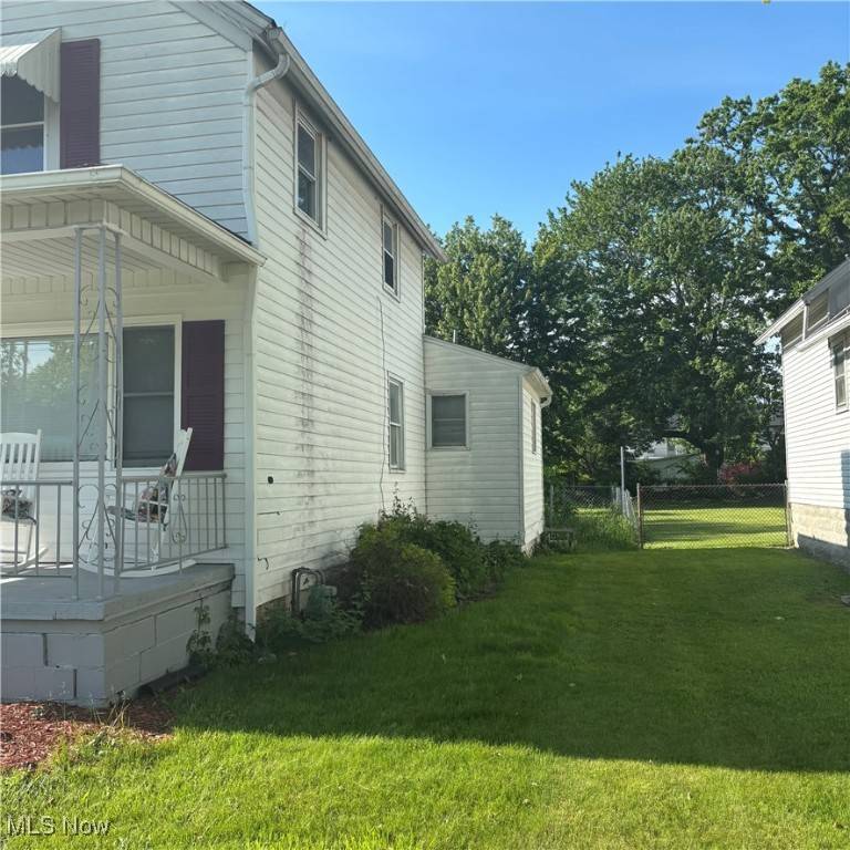 Lorain, OH 44052,1322 W 9th ST