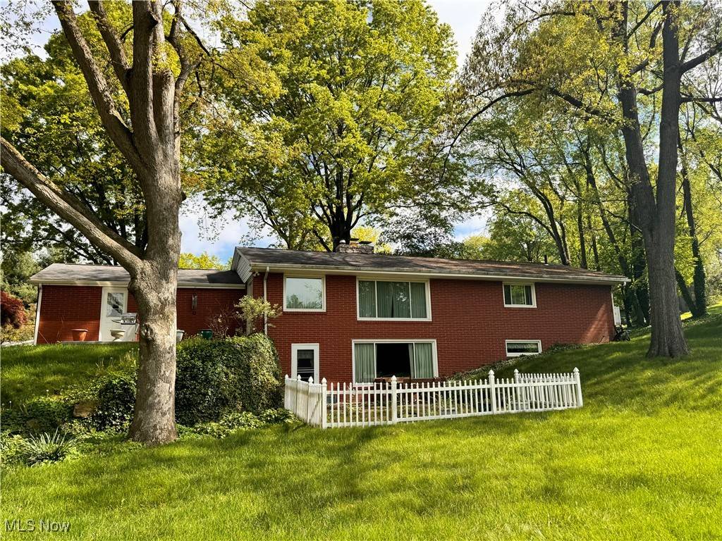 Massillon, OH 44646,2001 Deerfield LN NE