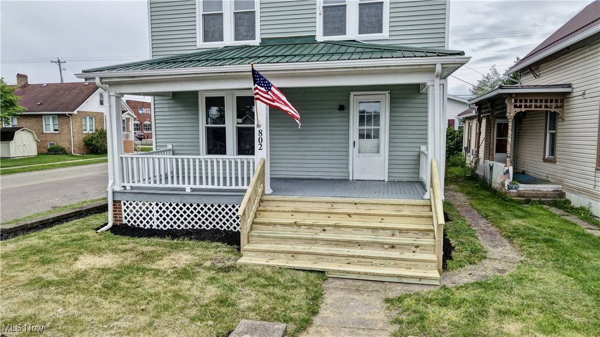 Uhrichsville, OH 44683,802 N Main ST