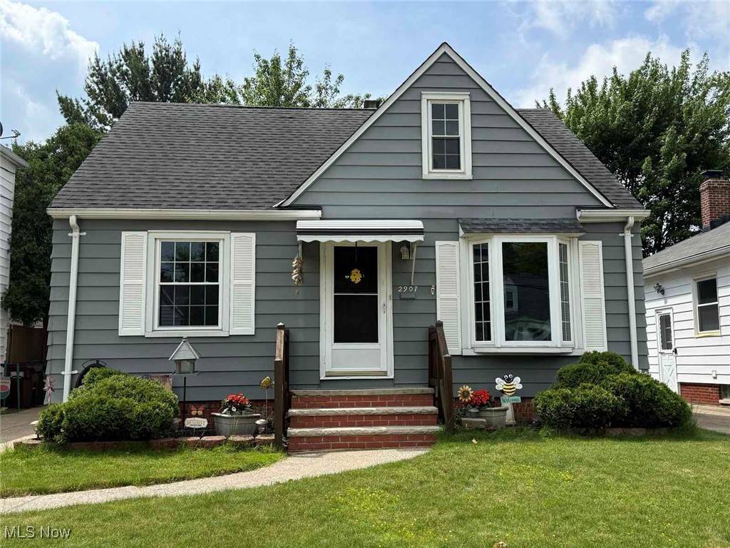 Parma, OH 44134,2907 Liggett DR