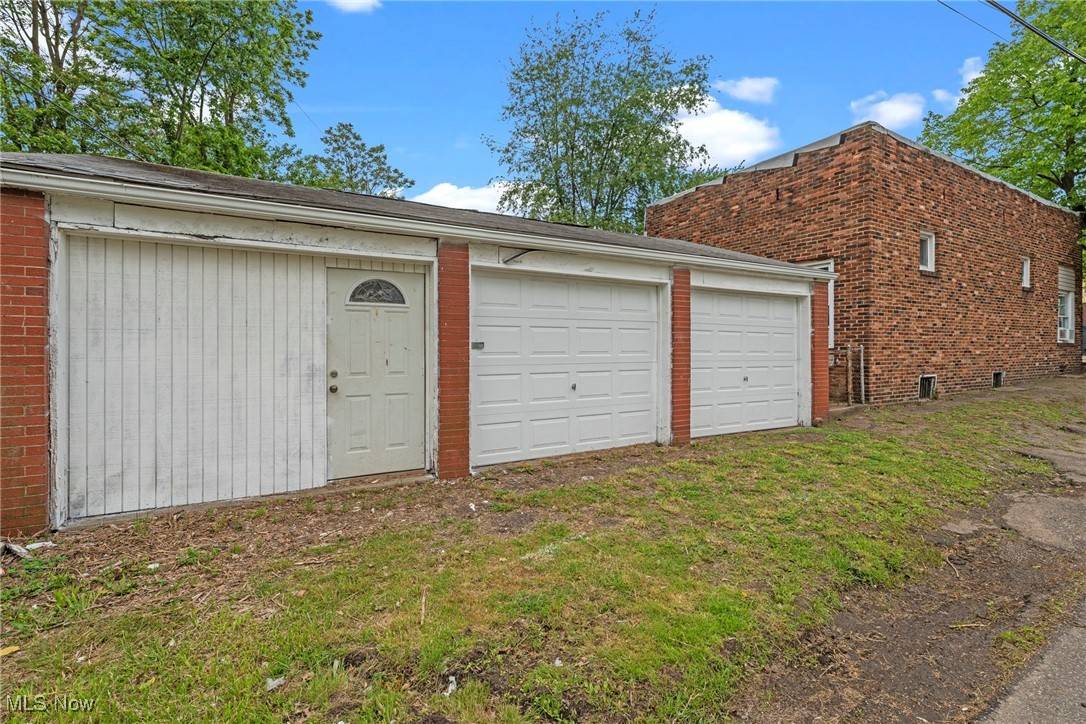 Massillon, OH 44647,505 Neale AVE SW