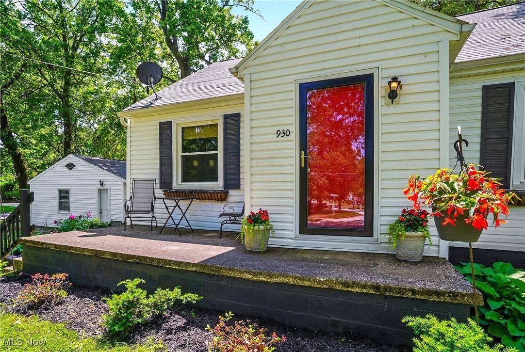 Cuyahoga Falls, OH 44221,930 Tallmadge RD