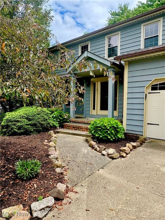 Brecksville, OH 44141,9935 Lookout DR