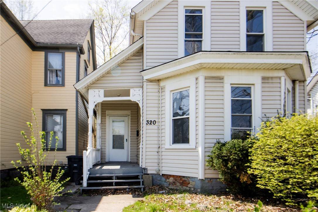 Akron, OH 44303,320 Crosby ST