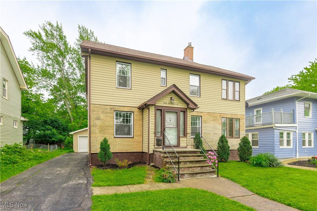 Cleveland Heights, OH 44118,3296 Berkeley RD