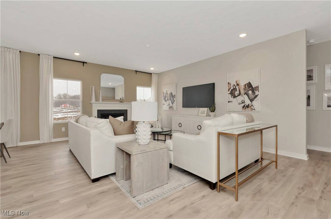Elyria, OH 44035,132 Willow WAY