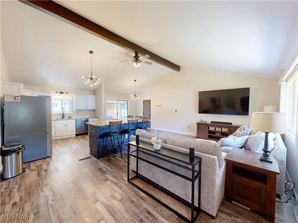 Willoughby, OH 44094,4312 Parklawn DR