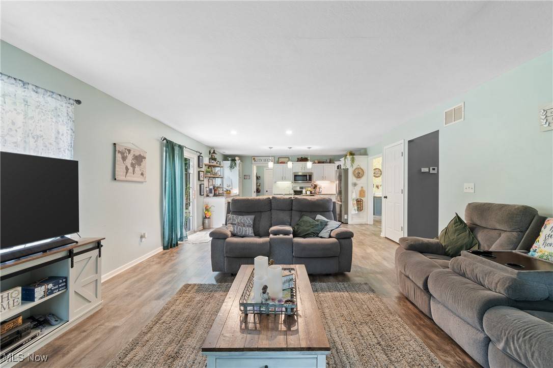 Wooster, OH 44691,3979 Batdorf RD