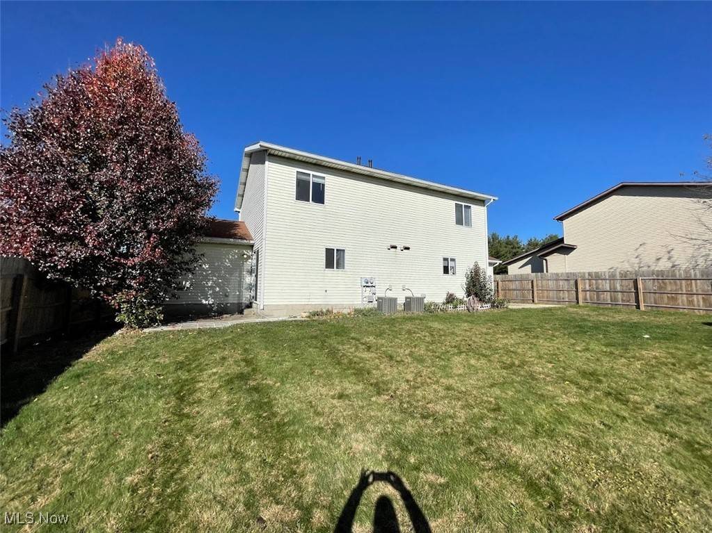Barberton, OH 44203,588 Austin DR