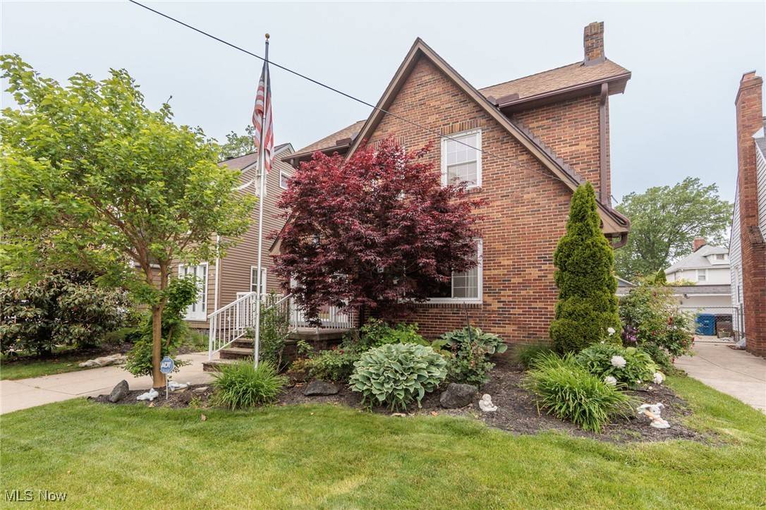 Lakewood, OH 44107,2224 Emily AVE