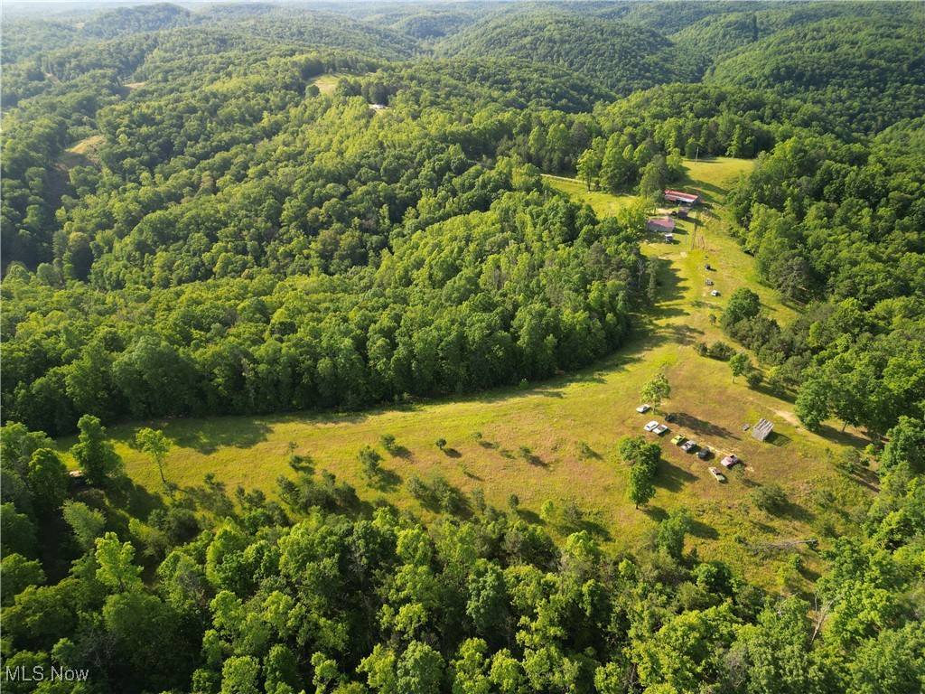 WV 25045,498 Little Queen RD