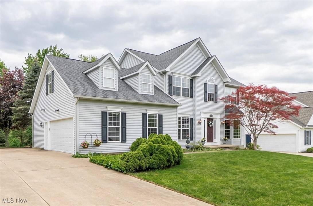 Akron, OH 44333,2768 Rising Meadow DR